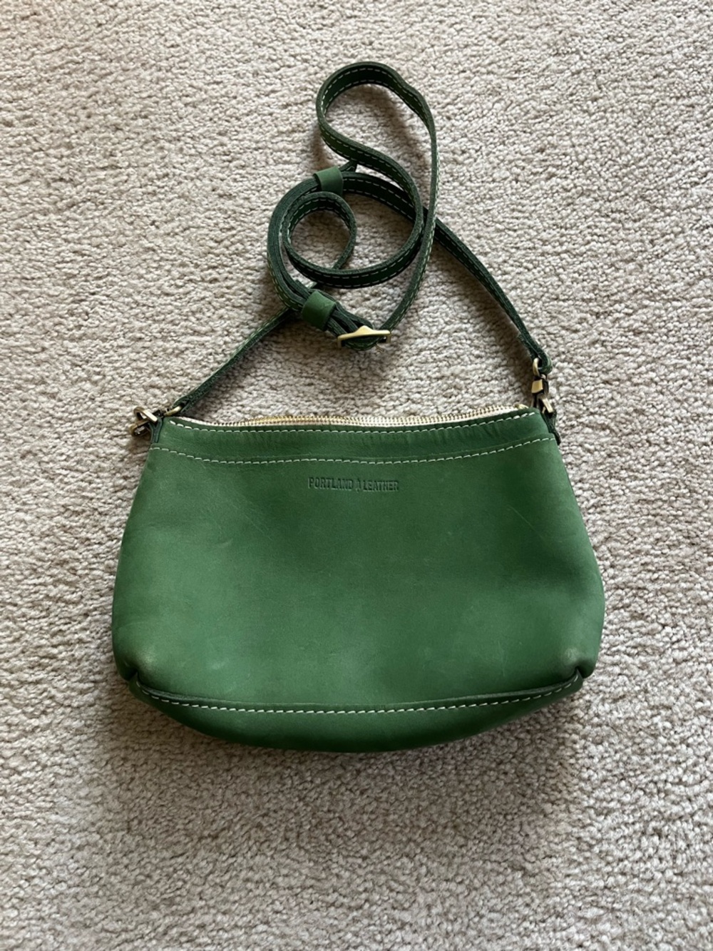 Portland Leather Classic Poppy Bag in Succulent Crossbody Bag